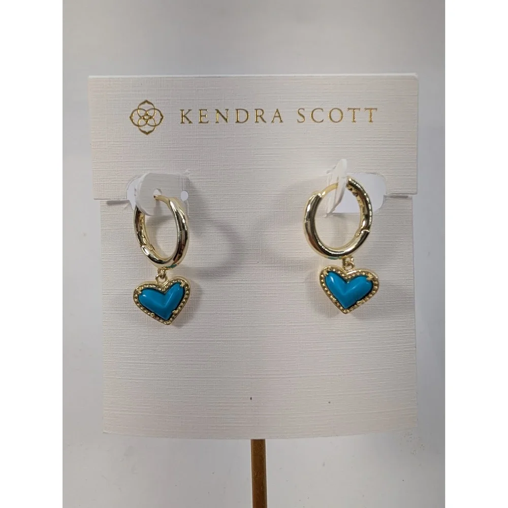 Kendra Scott Ari Heart Huggie Hoop Earrings Gold Tone Teal Blue Heart - NEW